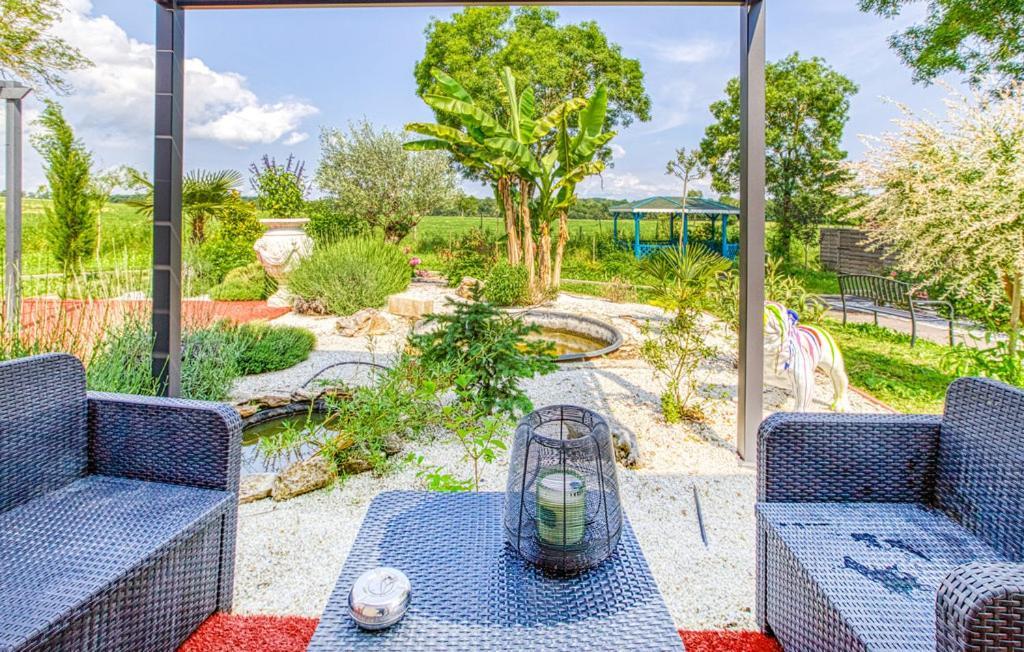 Studio Du Daudou Piscine Jacuzzi Partages Septfonds المظهر الخارجي الصورة